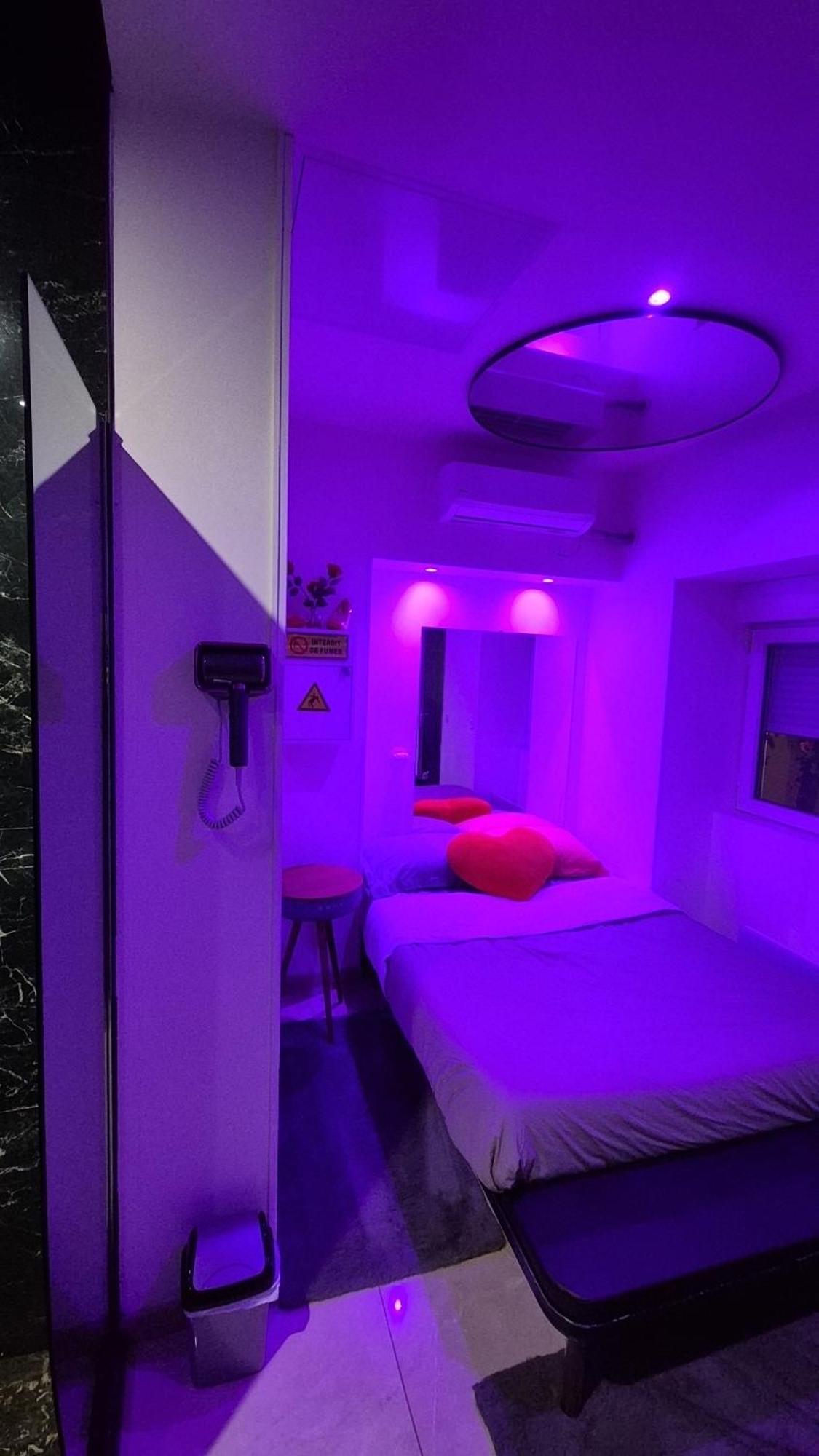 Lyon Superbe Jacuzzi Vue Sur Jardin Villeurbanne Exterior foto